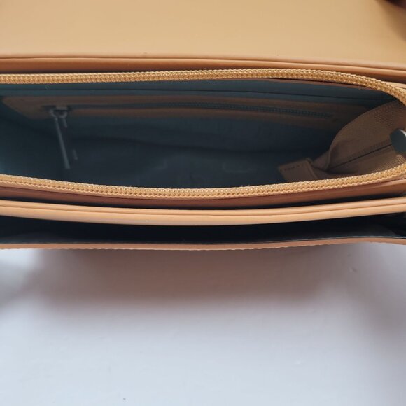 Pixie Mood Zoe Women's Honey Crossbody Vegan Leather Bag NWT - Picture 8 of 13